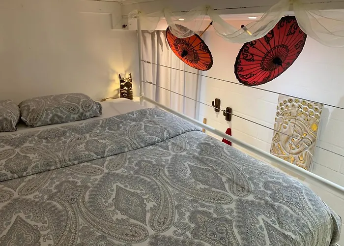 Апартаменты Le Pavillon De Flore By Maison Brasseurs D'etoiles - 2 Personnes Льеж